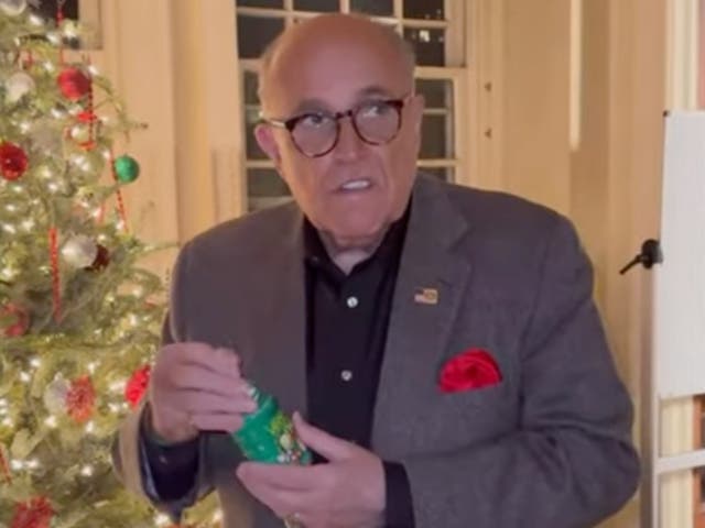 <p>Rudy Giuliani advertising vegetable supplements in December 2023</p>