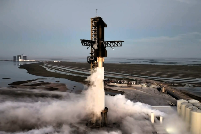 <p>SpaceX’s Starship rocket and Super Heavy booster on its launchpad at the Starbase facility in Texas on 18 November, 2023</p>