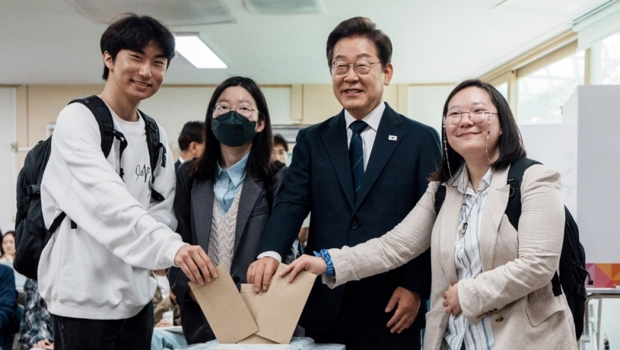 发霉面包背刺了早八打工人,跑狗网一新一代的论坛6666,创造力策略实施推广_豪华版V3.61