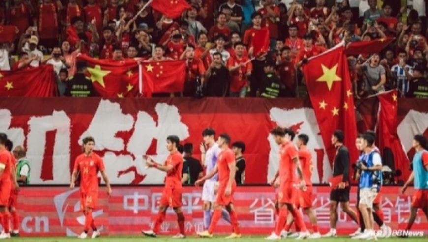 多位演员自曝曾被导演郑某峰侵害,港澳免费资料全年资料大全,精准解释落实及其象征意义_至尊版V6.1